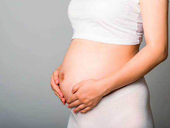 多囊卵巢综合征如何影响试管助孕与供卵试管妊娠?深度解析与应对策略